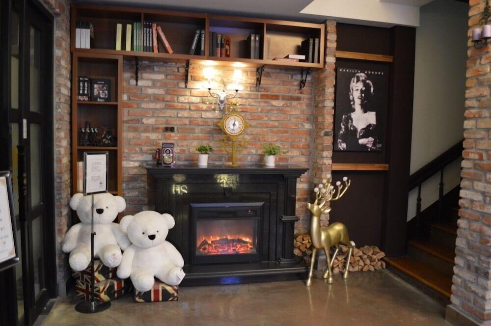 February Hotel Apsan 大邱 エクステリア 写真